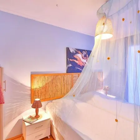 Mavi Blue Apart Apartment